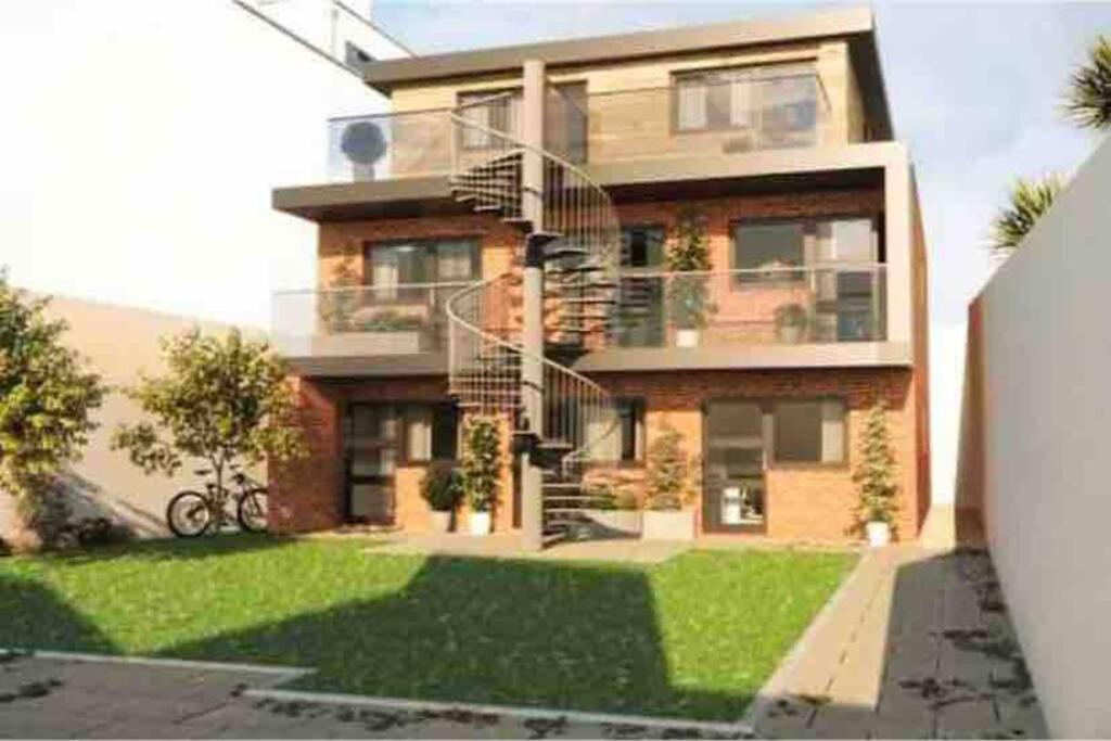 Bournemouth Nr Town Beach Train Coach Shops Lovely Entire Apartment Allows Quiet Good Dogs Zewnętrze zdjęcie