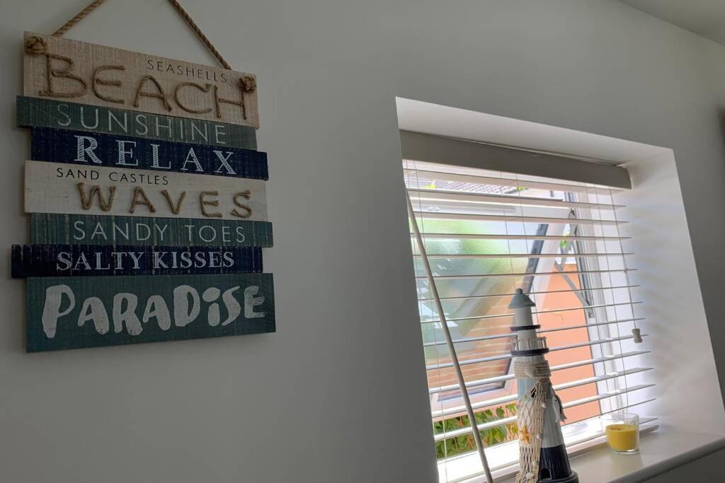 Bournemouth Nr Town Beach Train Coach Shops Lovely Entire Apartment Allows Quiet Good Dogs Zewnętrze zdjęcie
